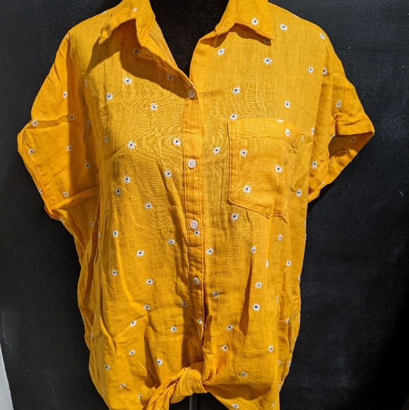 NWT Old Navy Collared shirt sleeve flower top - Picture 1 of 3